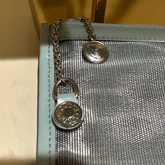 Gucci By Tom Ford Blue Mesh Tote with Pouch - Picture 4 of 12